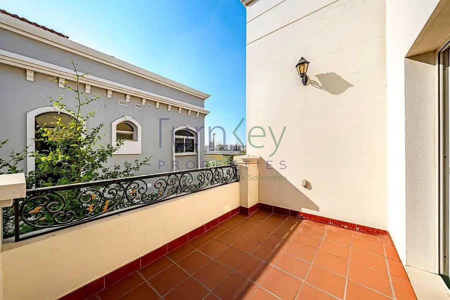 Spacious 5 Bed | Basement | Custom Built | Vacant - Image 33