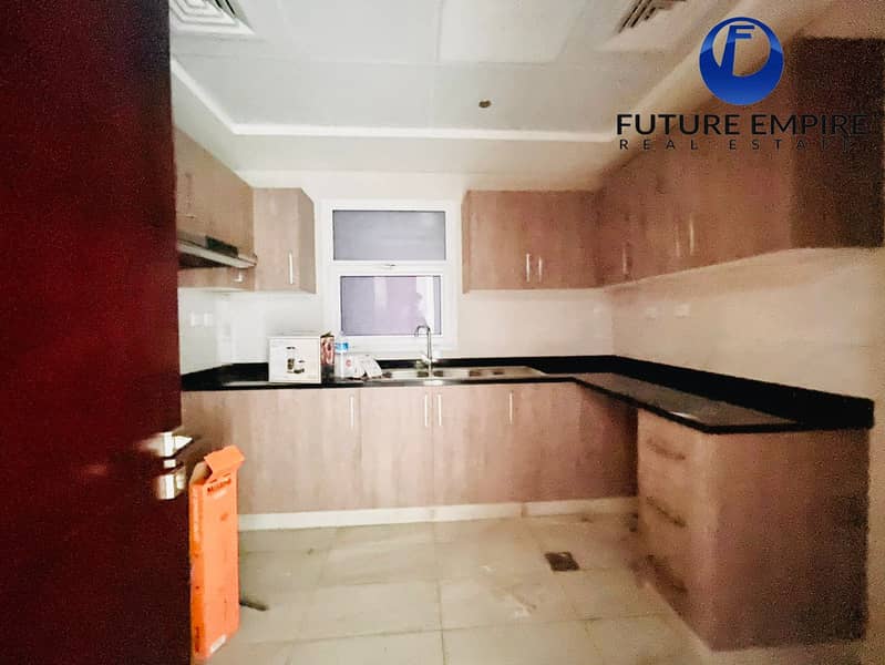 Lavish 1BHK | Huge Balcony | Close Metro | Parking - Image 12