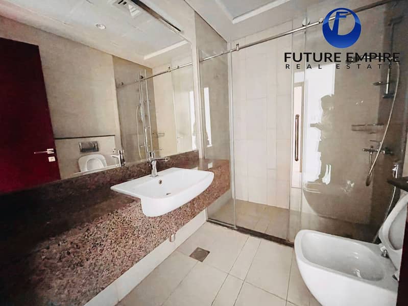 Lavish 1BHK | Huge Balcony | Close Metro | Parking - Image 18