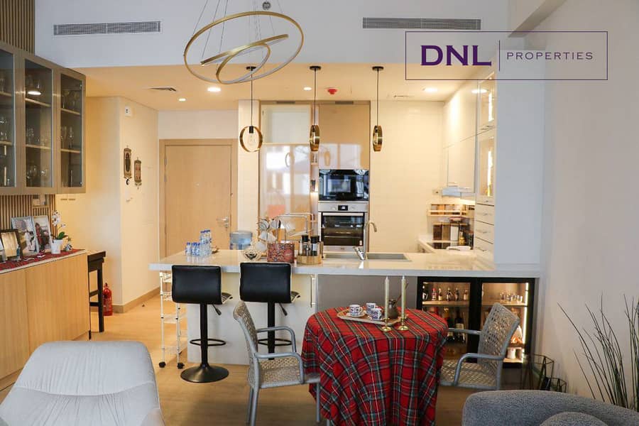 Stylish Apartment | Huge Terrace | Fully Upgraded