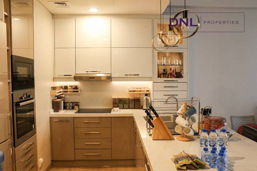 Stylish Apartment | Huge Terrace | Fully Upgraded - Image 8