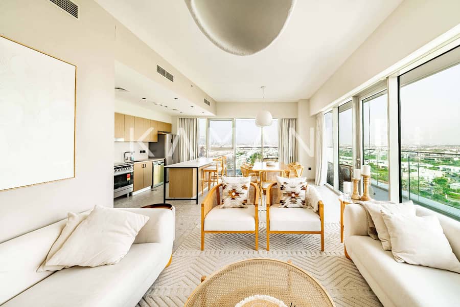 Luxurious | Spacious Layout | Vacant