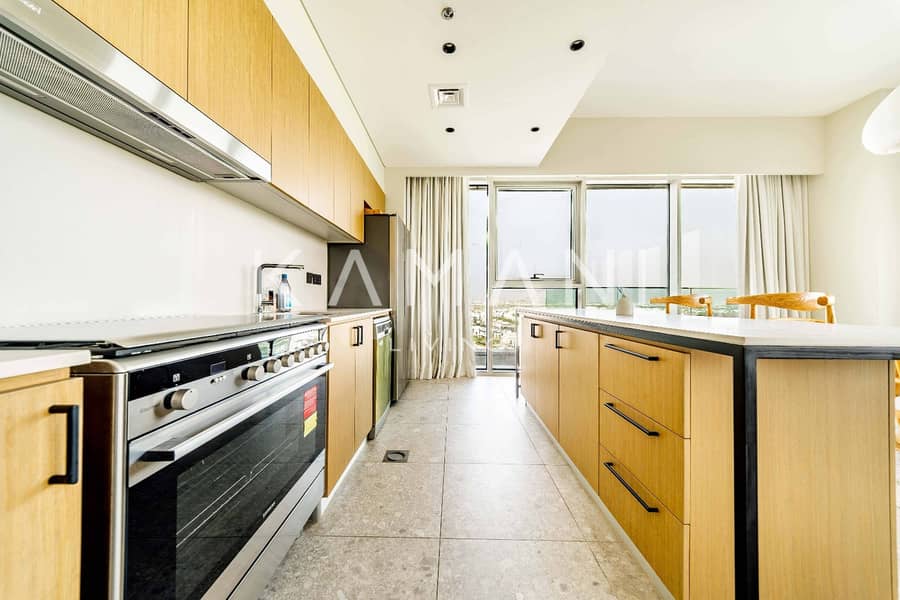 Luxurious | Spacious Layout | Vacant - Image 8