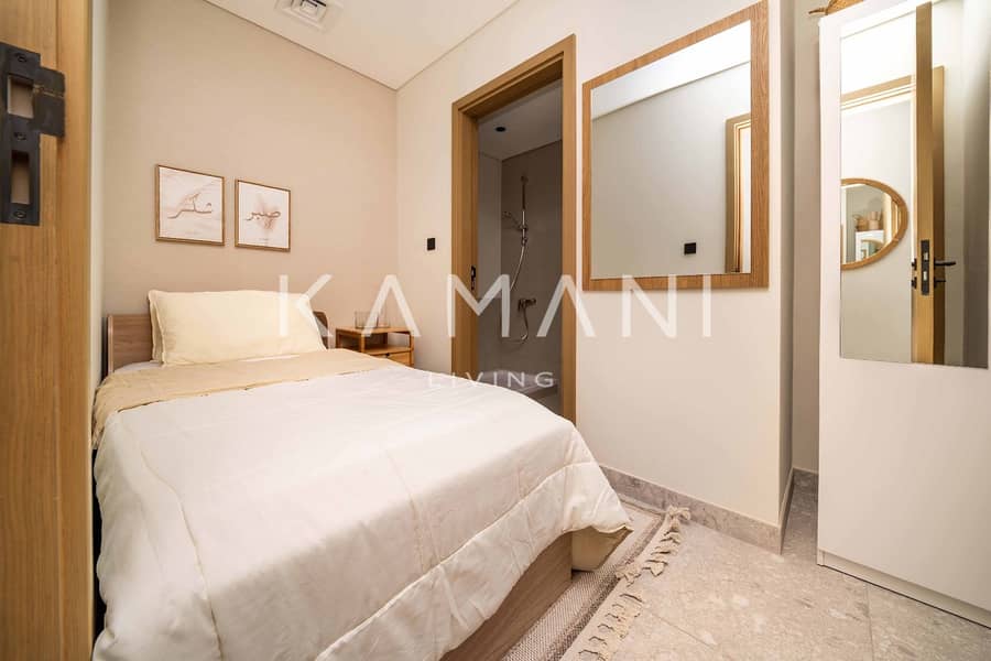 Luxurious | Spacious Layout | Vacant - Image 13