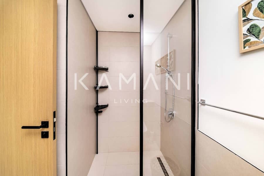 Luxurious | Spacious Layout | Vacant - Image 18