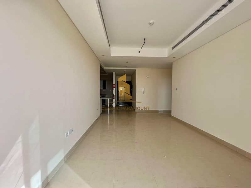 Elegant One Bedroom Available for Sale - Image 8