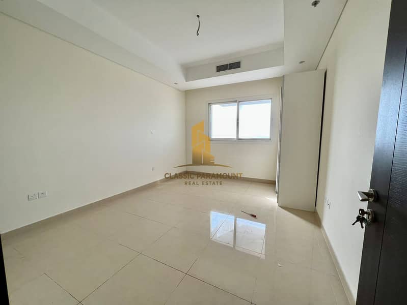 Elegant One Bedroom Available for Sale - Image 9