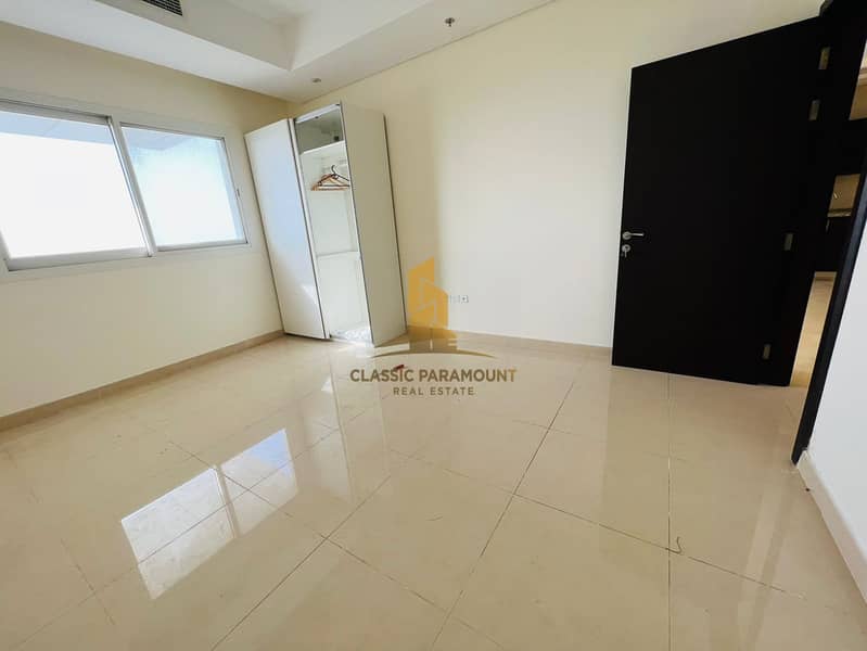 Elegant One Bedroom Available for Sale - Image 11