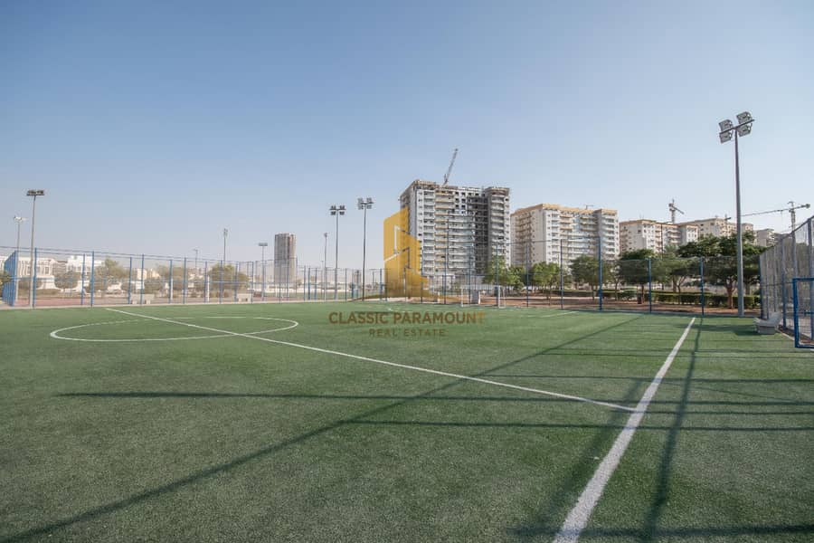 Elegant One Bedroom Available for Sale - Image 25