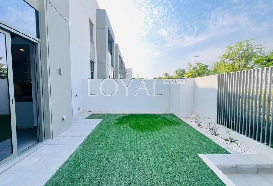 Spacious 3BR | Near To Amenities | Ready to Move