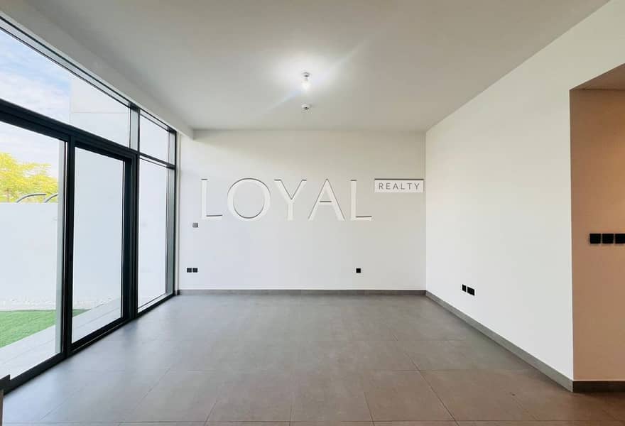 Spacious 3BR | Near To Amenities | Ready to Move - Image 11