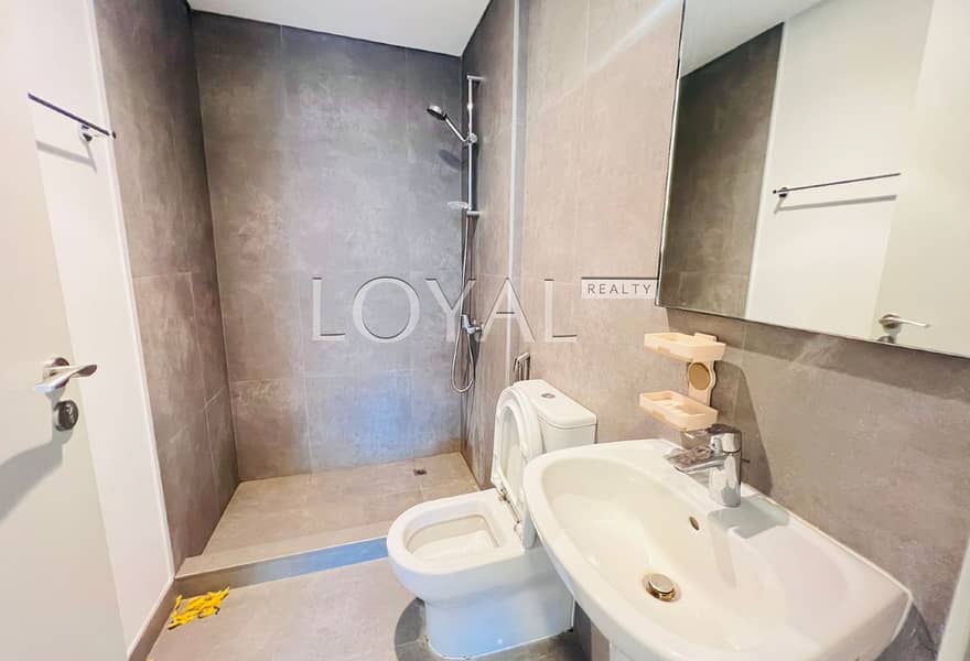 Spacious 3BR | Near To Amenities | Ready to Move - Image 15