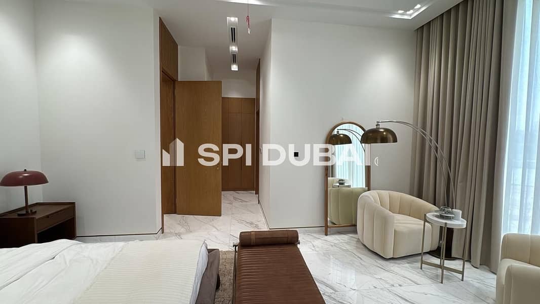 Exclusive 5BR Villa | First Lagoon Line | Q2 2026 - Image 15