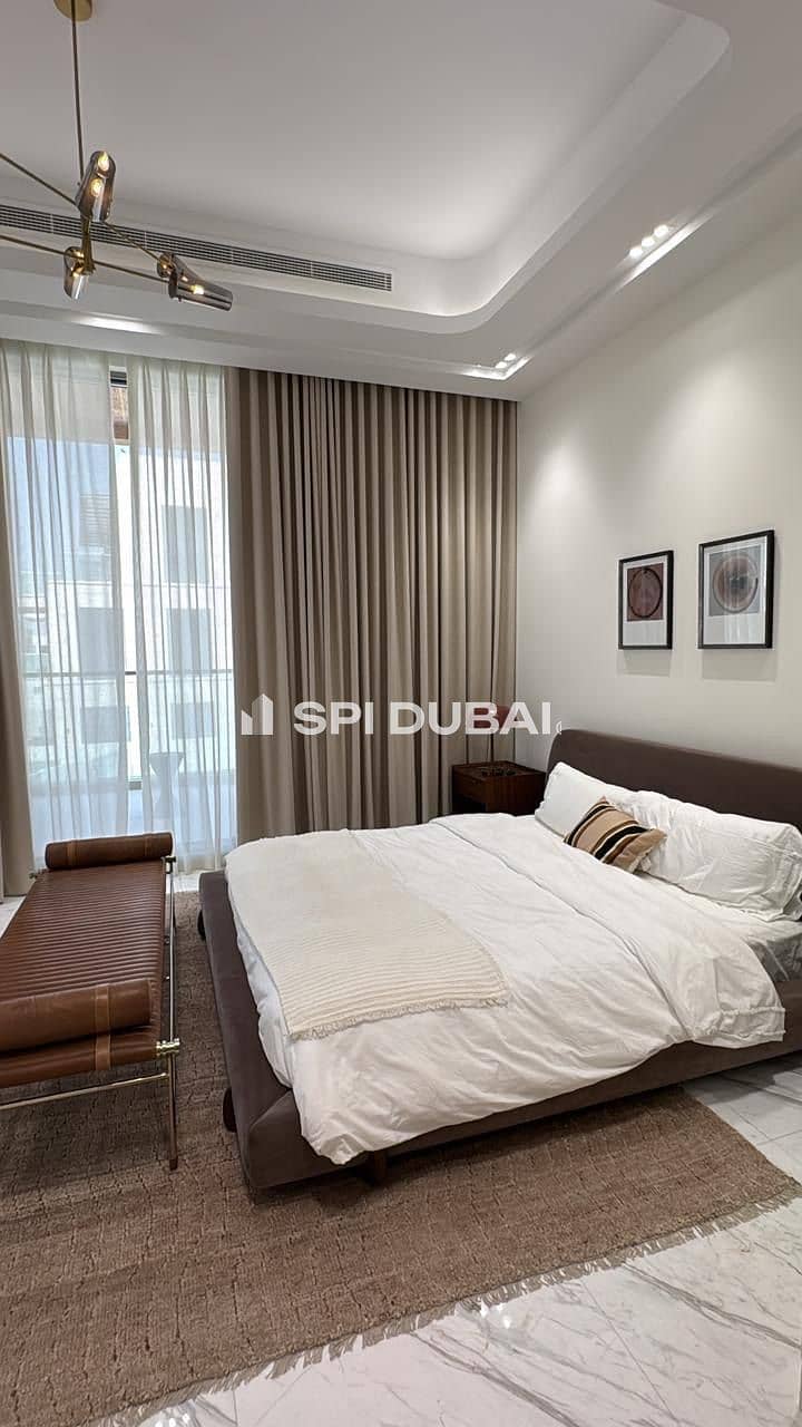 Exclusive 5BR Villa | First Lagoon Line | Q2 2026 - Image 26