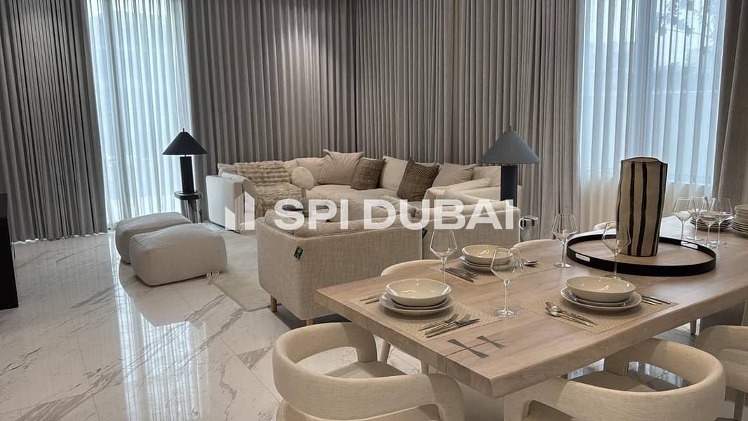 Exclusive 5BR Villa | First Lagoon Line | Q2 2026 - Image 30