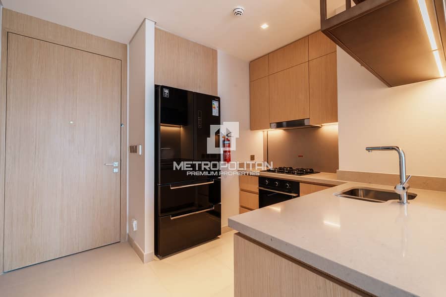 Burj View | Brand New | Ready to Move in