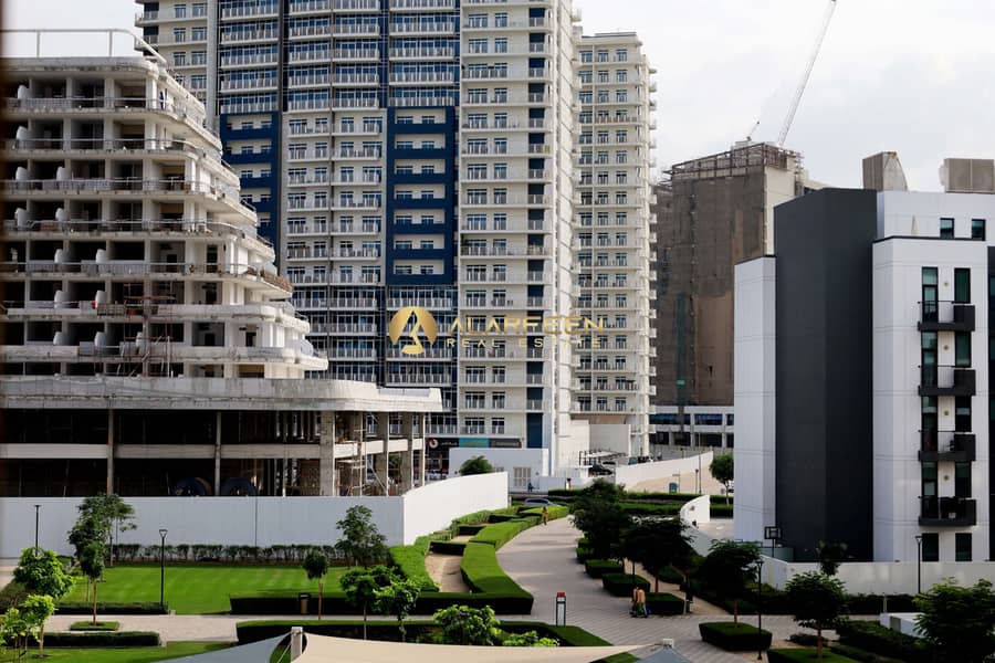 Park View | Spacious Unit | Fitted Kitchen - Image 17