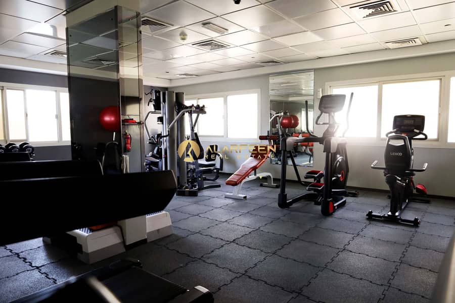 Park View | Spacious Unit | Fitted Kitchen - Image 26