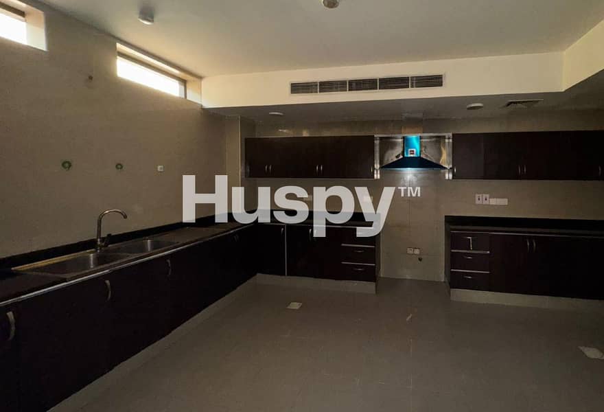 Twin Villas | Renovated | Large Layout