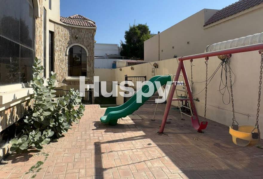 Twin Villas | Renovated | Large Layout - Image 14