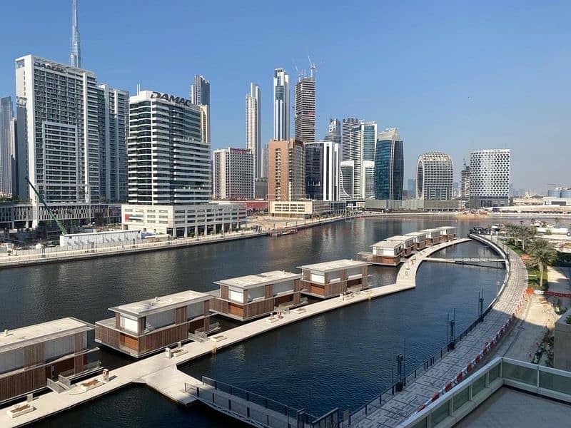 Canal & Burj View | Ready to move in | Prime Business Bay - Image 10