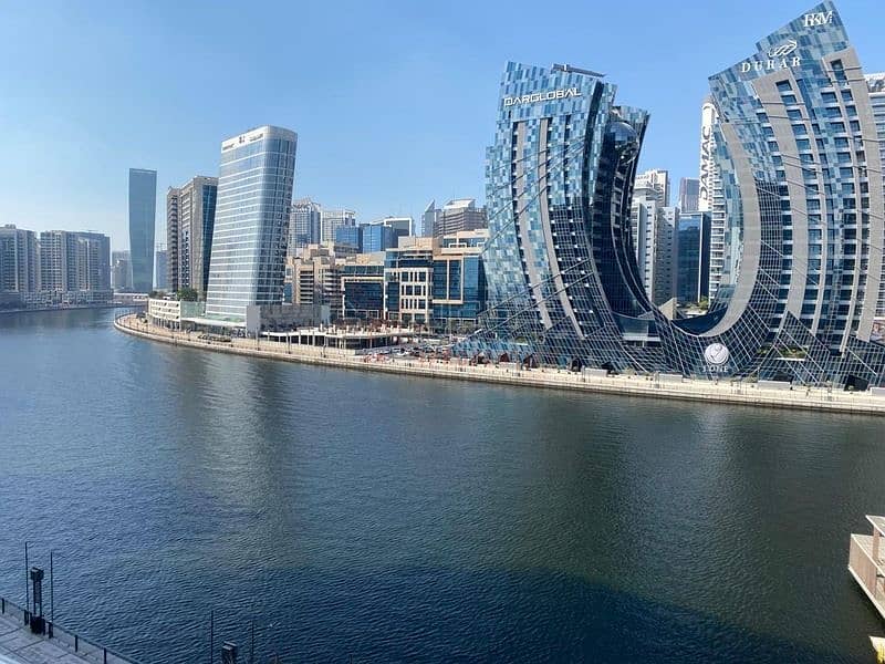 Canal & Burj View | Ready to move in | Prime Business Bay - Image 11