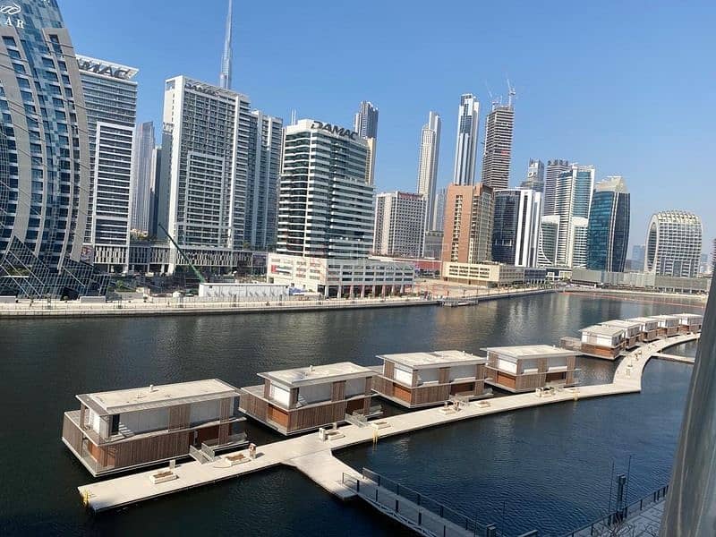 Canal & Burj View | Ready to move in | Prime Business Bay - Image 12