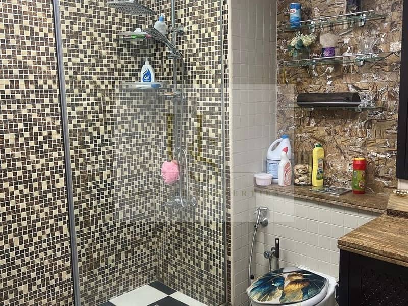 Direct Access to Dubai Mall | Accessible Area | Fully Furnished - Image 8