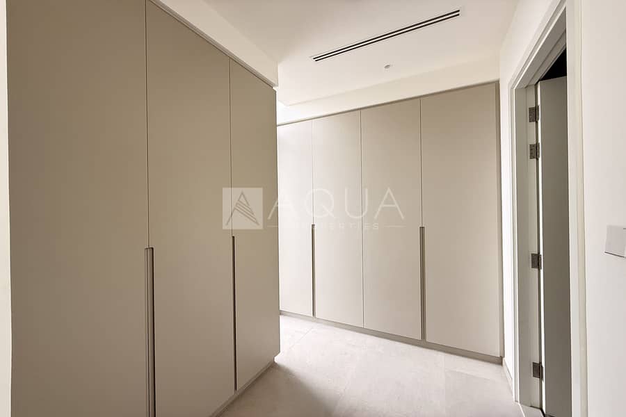 BRAND NEW | READY TO MOVE IN| SINGLE ROW - Image 9