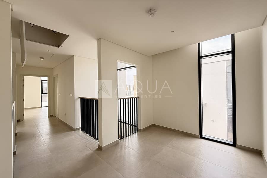 BRAND NEW | READY TO MOVE IN| SINGLE ROW - Image 14