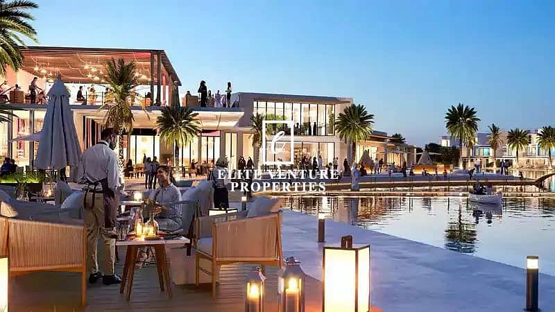 PREMIUM 5 BED + MAID TH | SINGLE ROW | LARGE PLOT