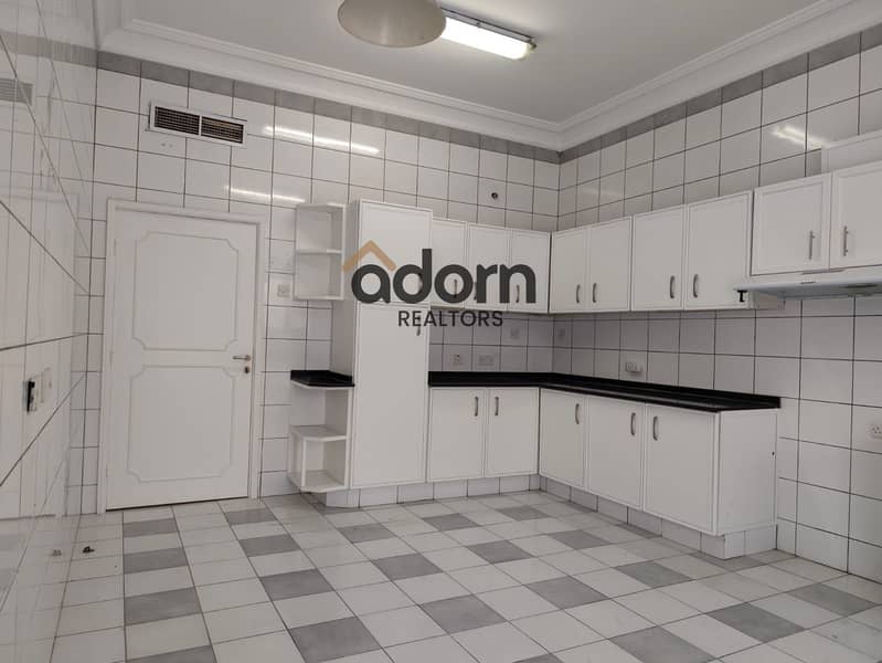 Luxury 5BR Villa in Jumeirah 2 with Burj View - Image 6