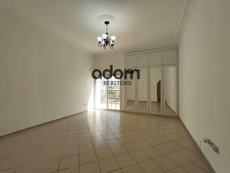 Luxury 5BR Villa in Jumeirah 2 with Burj View - Image 17