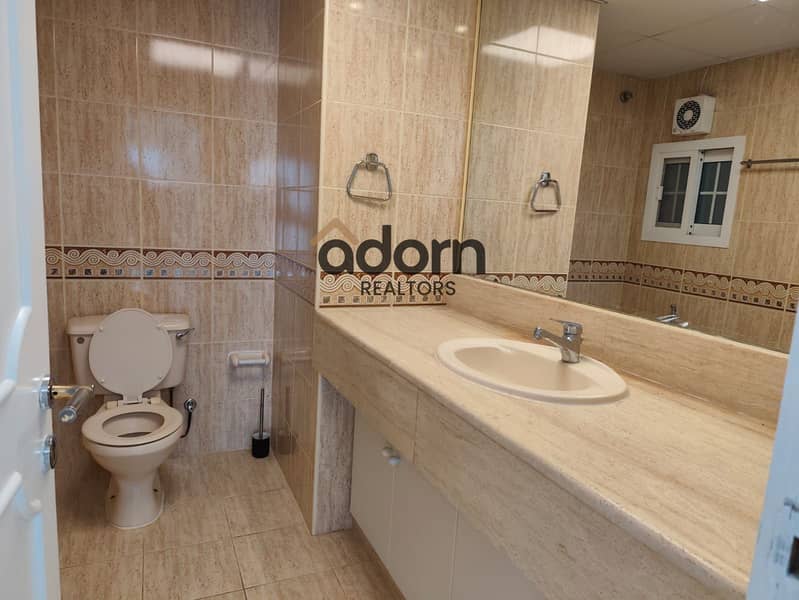 Luxury 5BR Villa in Jumeirah 2 with Burj View - Image 18