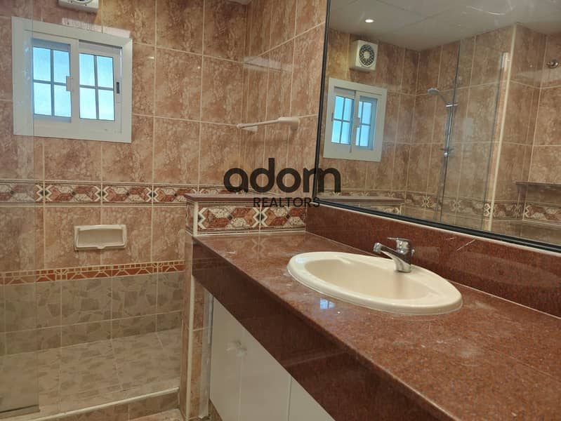 Luxury 5BR Villa in Jumeirah 2 with Burj View - Image 21