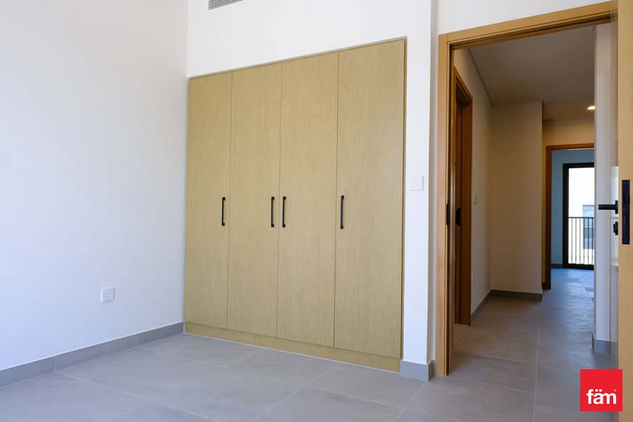 Brand New | Near Pool | Back To Back