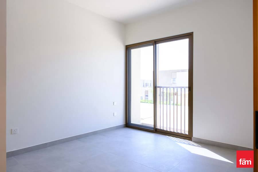 Brand New | Near Pool | Back To Back