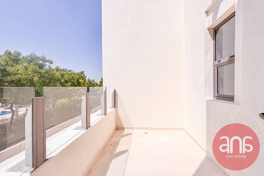 Single Row | Spacious 3-Bedroom | Next to park - Image 30