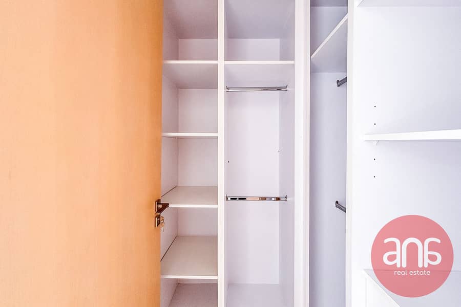 Single Row | Spacious 3-Bedroom | Next to park - Image 31