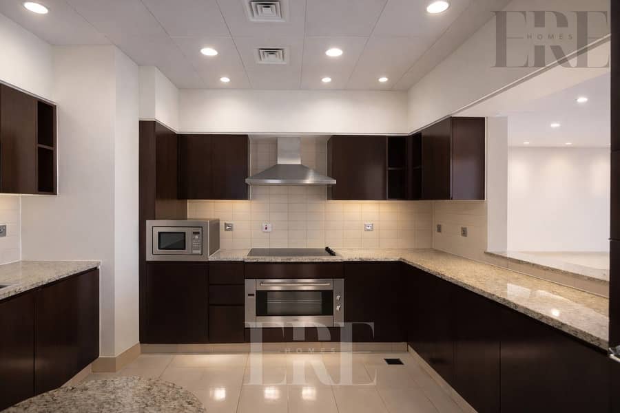 Newly Renovated | Atlantis View | Vacant - Image 7