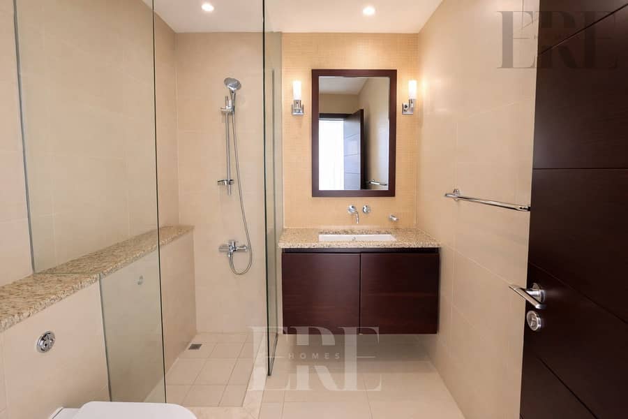 Newly Renovated | Atlantis View | Vacant - Image 13