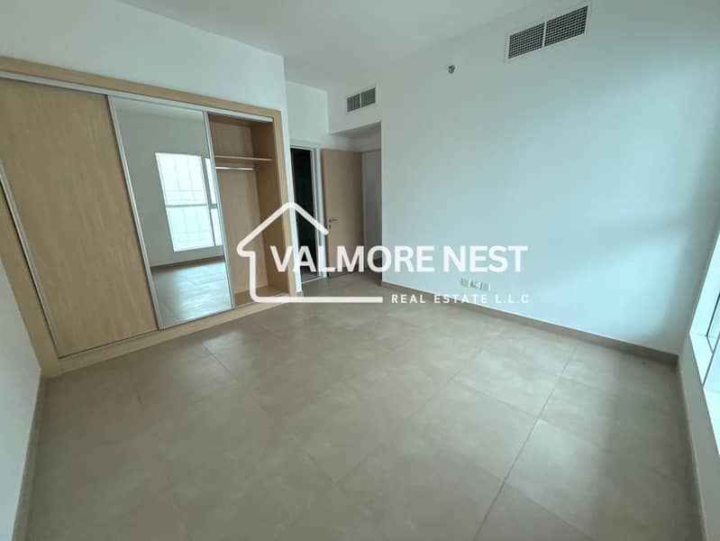 Large 1bhk with closed kitchen I Well-maintained unit I Prime spot