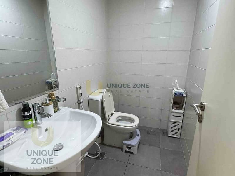 1 and Half BHK | 2 balcony | Tenanted | Low Floor - Image 9