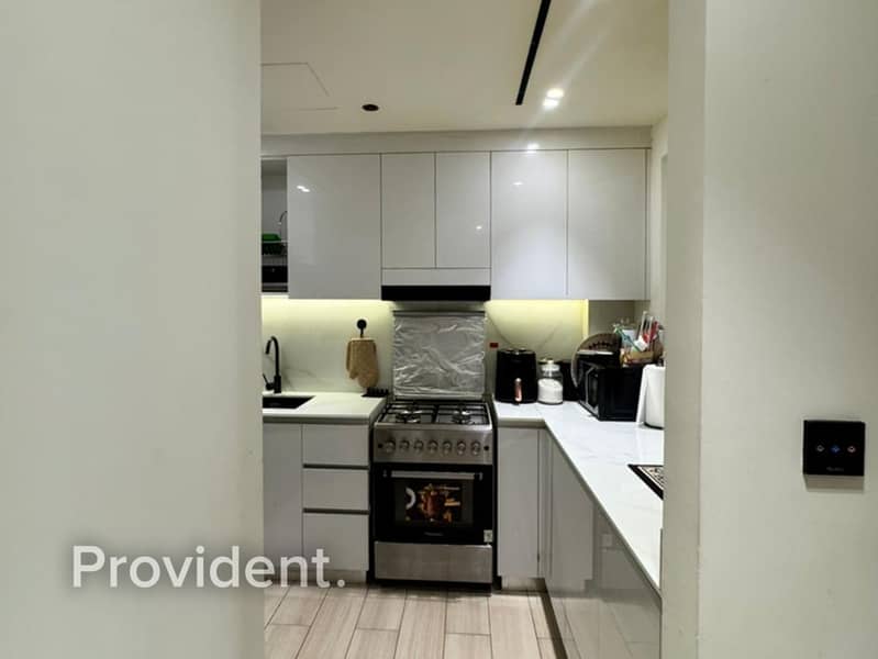 Open View | Furnished | Vacant on Transfer - Image 6