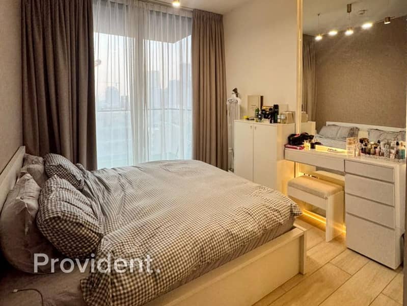 Open View | Furnished | Vacant on Transfer - Image 12