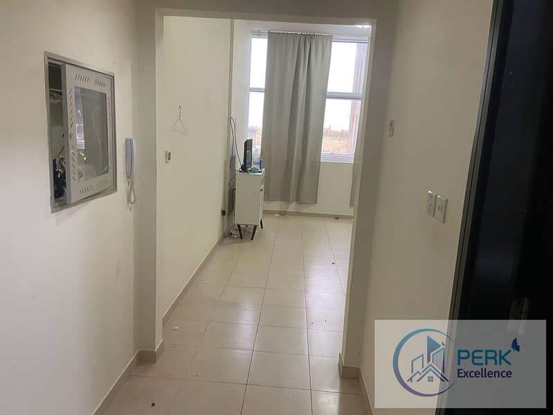 Studio Apartment for Sale | Silicon Gate 4 | AED 520K | High ROI - Image 7