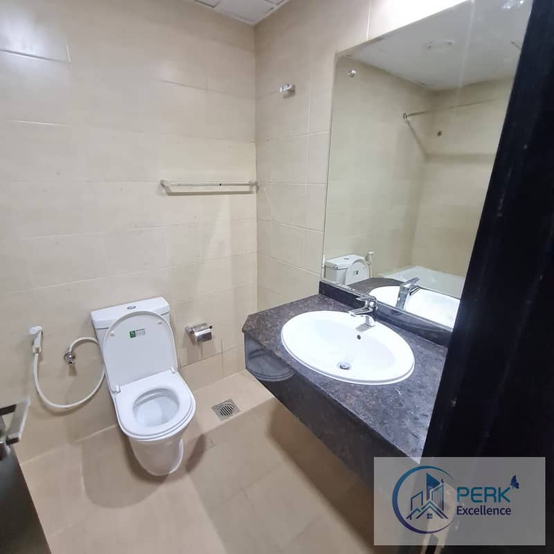 Studio Apartment for Sale | Silicon Gate 4 | AED 520K | High ROI - Image 17