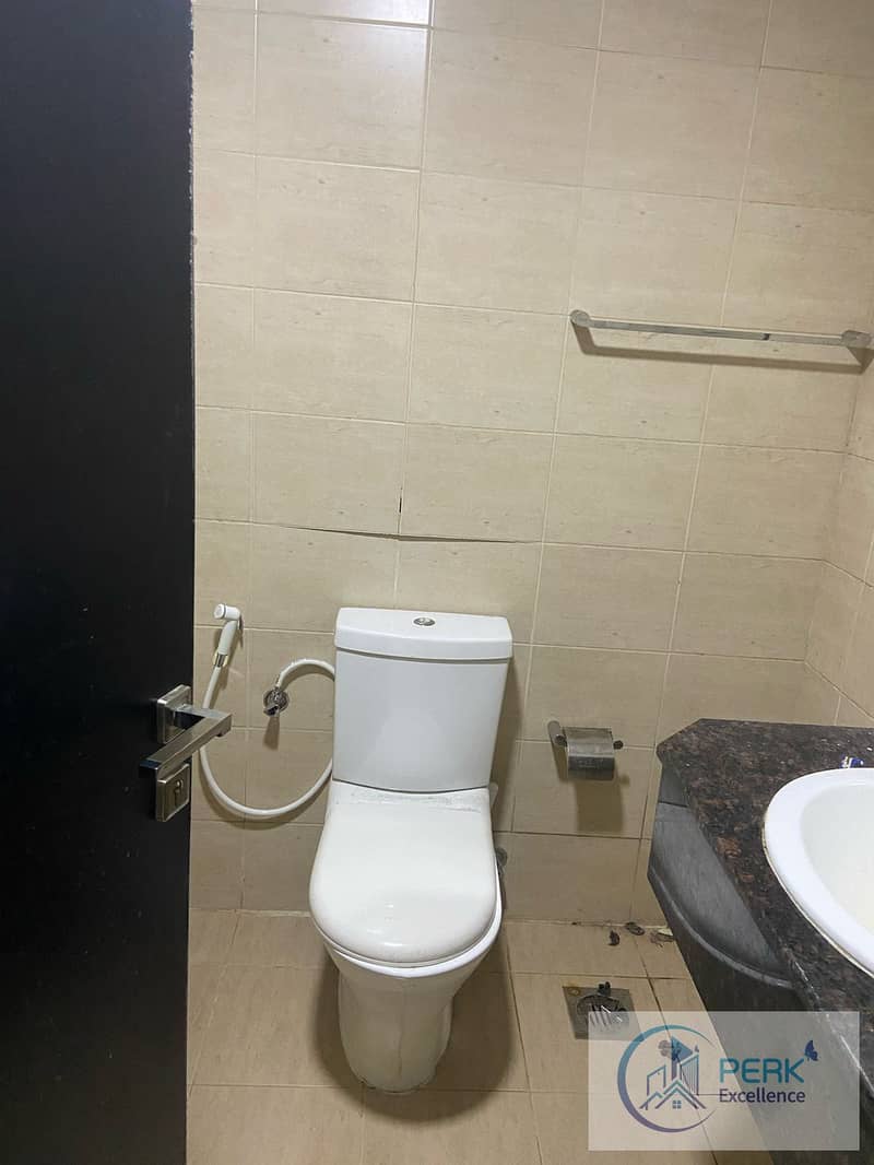 Studio Apartment for Sale | Silicon Gate 4 | AED 520K | High ROI - Image 18