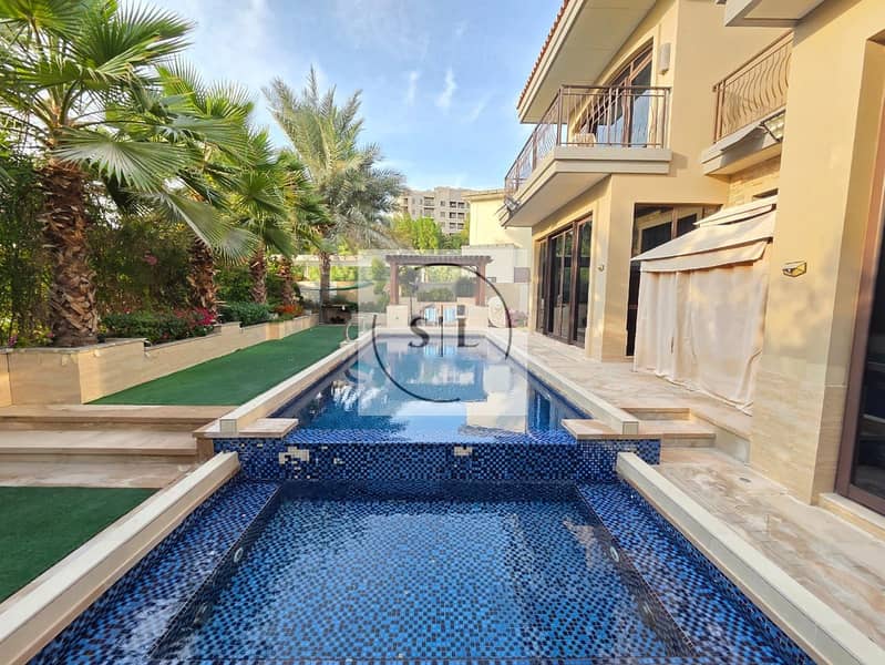 5BR Luxury Villa | Lake View and Pool View