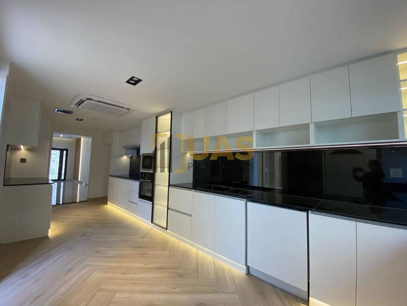 Fully Upgraded Villa | High End Finishing | Prime Location